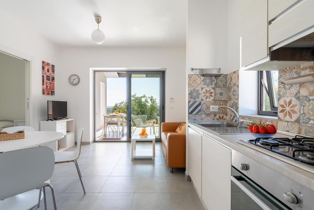 Villa Pettegola Tenuta Il Cavaliere Di Italia Noto- Vista Mare Mini Piscina Idromassaggio Exteriör bild