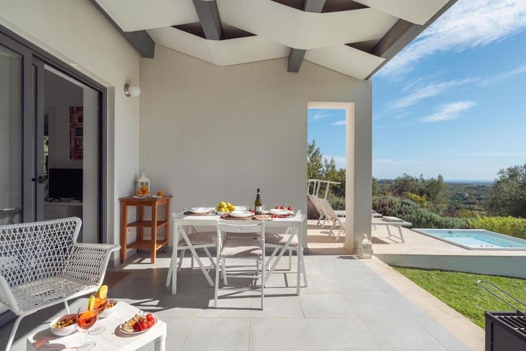 Villa Pettegola Tenuta Il Cavaliere Di Italia Noto- Vista Mare Mini Piscina Idromassaggio Exteriör bild